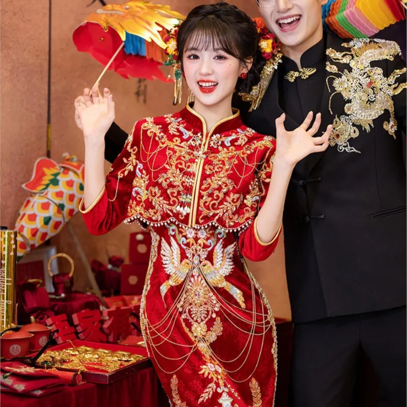 Red new Chinese-style cheongsam engagement dress toasting bride's traditional Chinese heavy industry wedding suit
