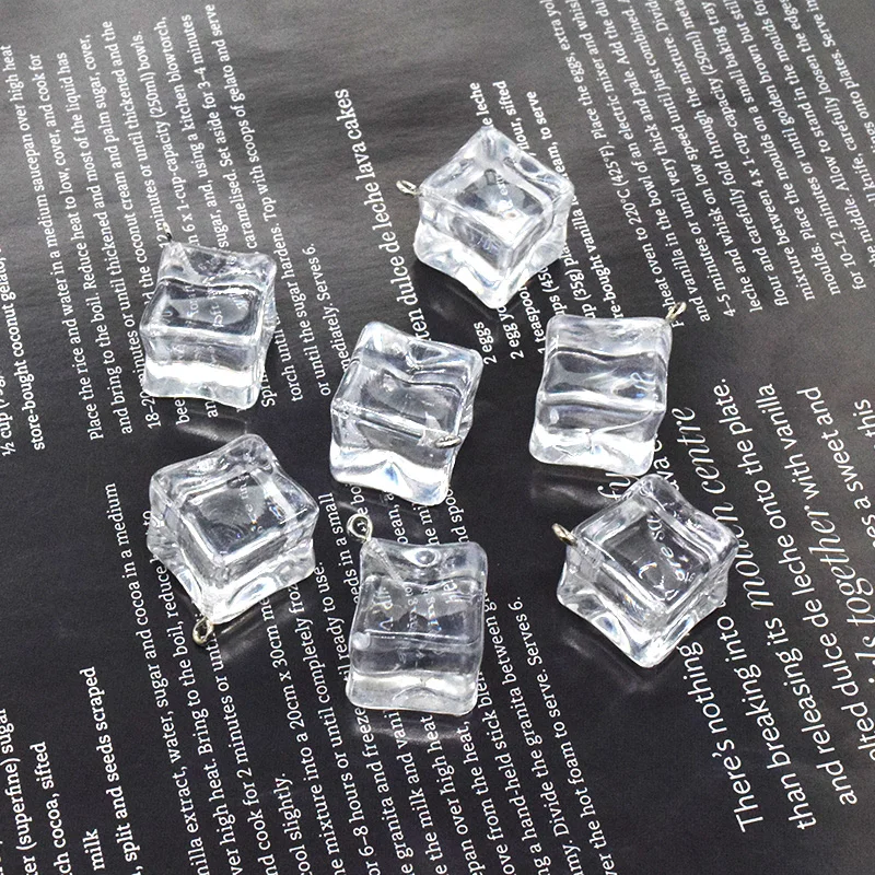 10 pz 20x20mm Quadrato Trasparente Cubo di Ghiaccio Pendenti E Ciondoli In Resina Divertente Ciondolo Irregolare Per Orecchino Portachiavi Creazione