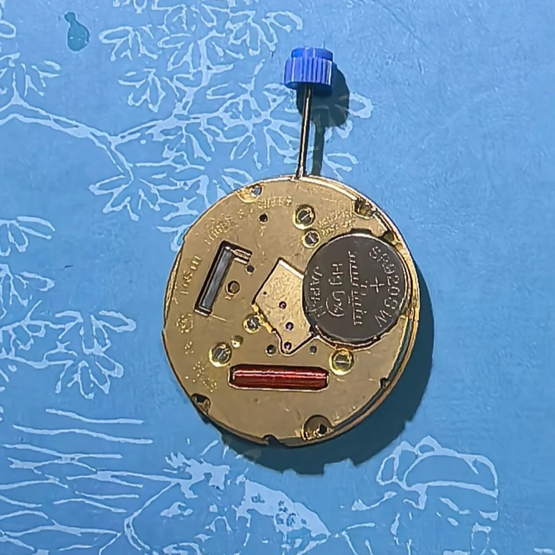 Suitable for F05.111. Two-pin. Three-pin. Quartz movement