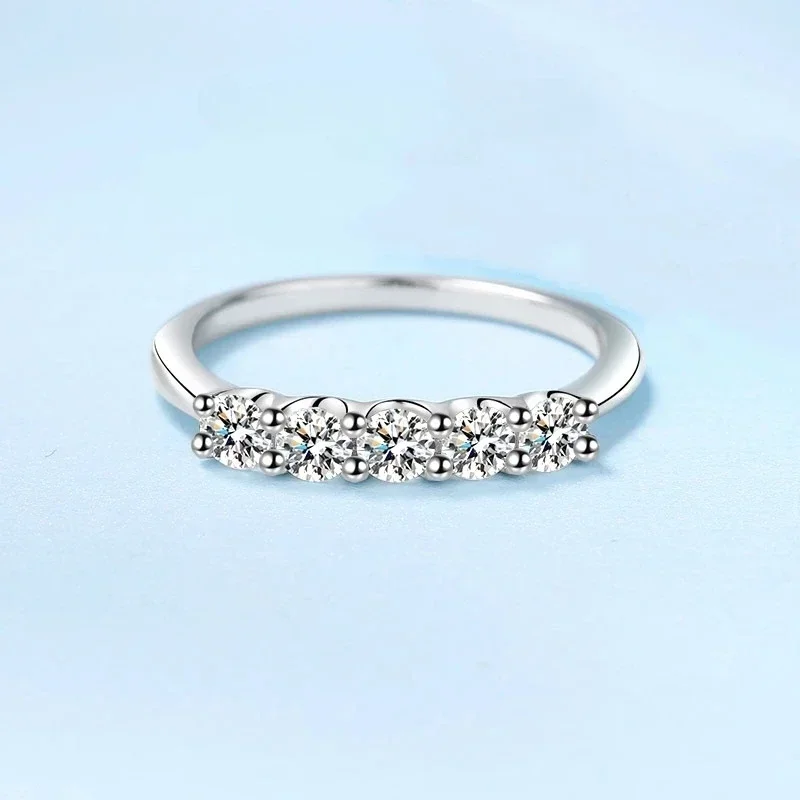 غرامة مجوهرات سيدة PT950 البلاتين تألق الماس VVS1 D اللون 0.5CT مويسانيتي خمسة صف فاخر ممتاز خاتم الزواج النساء