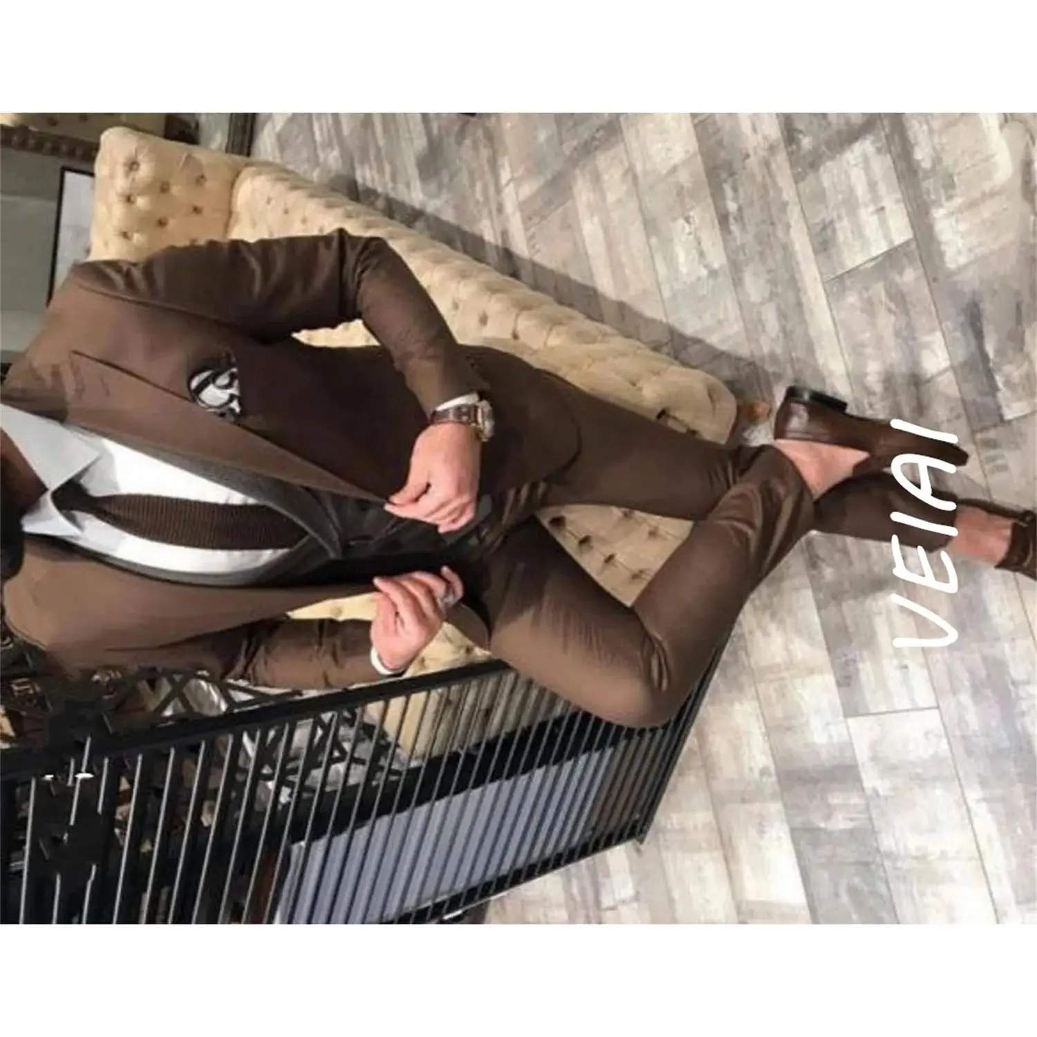 

CustomizedPink Fashion Sunshine Men Suits Double Breasted 2 Pieces Peaked Collar Slim Fit Suits For Wedding Dinner Party Groom T