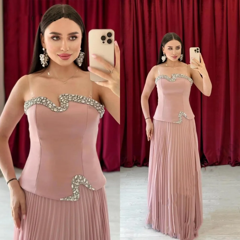 Abito da sera personalizzato con scollo a barchetta Splendidi abiti da ballo senza maniche che bordano occasioni formali Abito da festa con volant sexy Robe Soiree