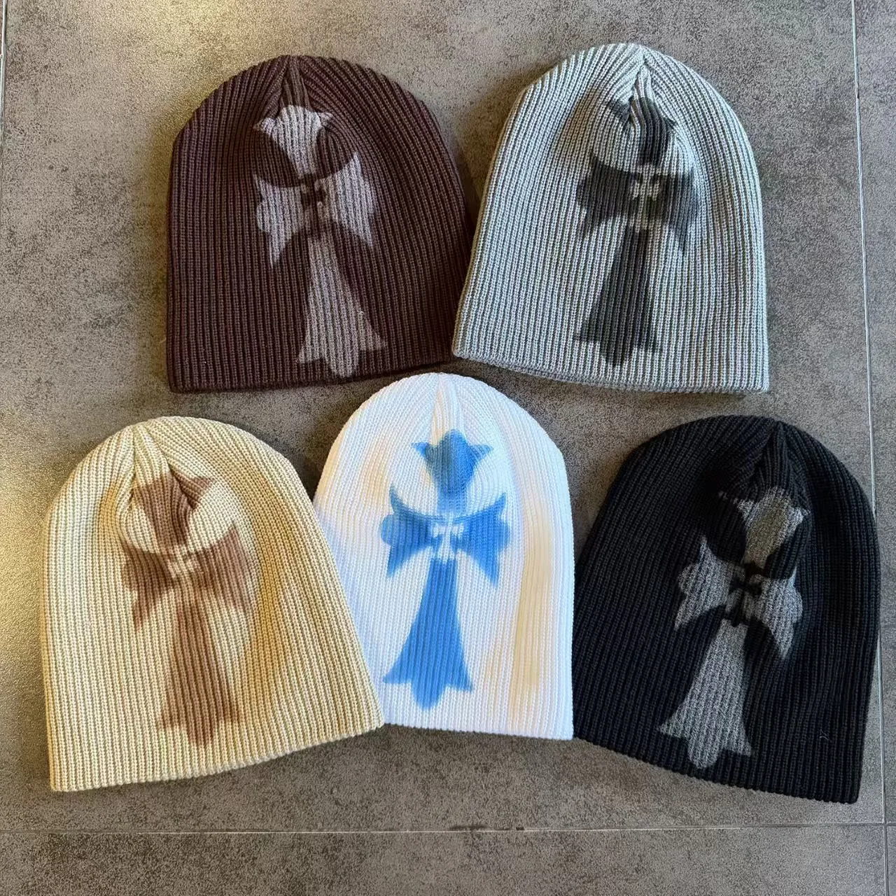 Insulated personalized cross-stitch knit hat for men and women a niche cold hat with a hood for autumn and winter