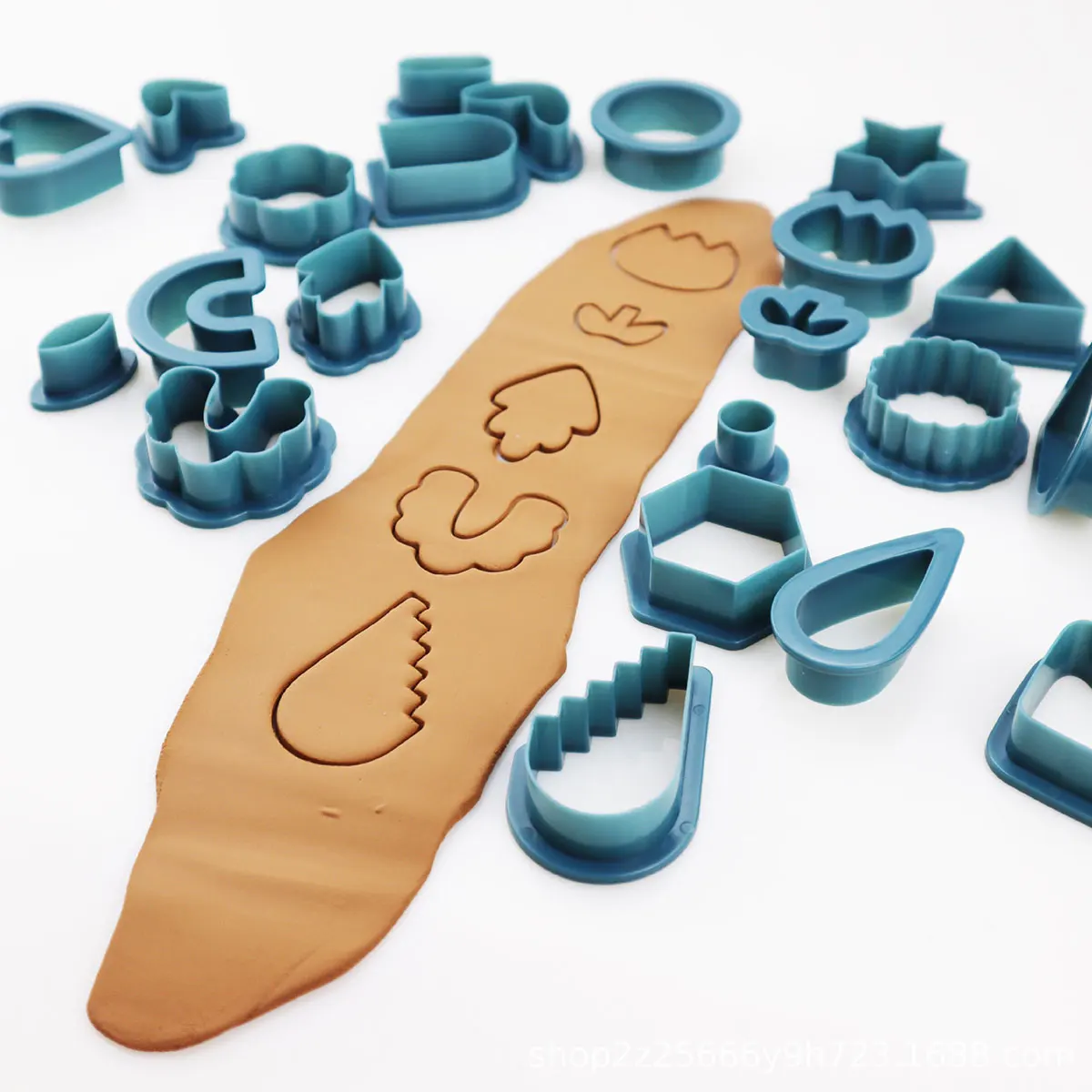 24pcs Polymer Clay Cutters Kits Earring Ceramic Craft Cutting Mold Baking Mould Handmade DIY Jewelry Making Tools for Beginners