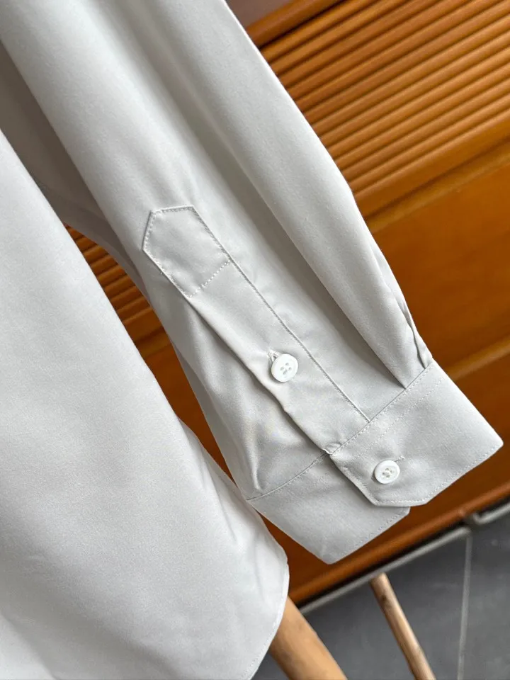 Men's Old Money Style Business Formal Solid Cotton Long Sleeve Soft Skin-Friendly Shirt Structured Fit
