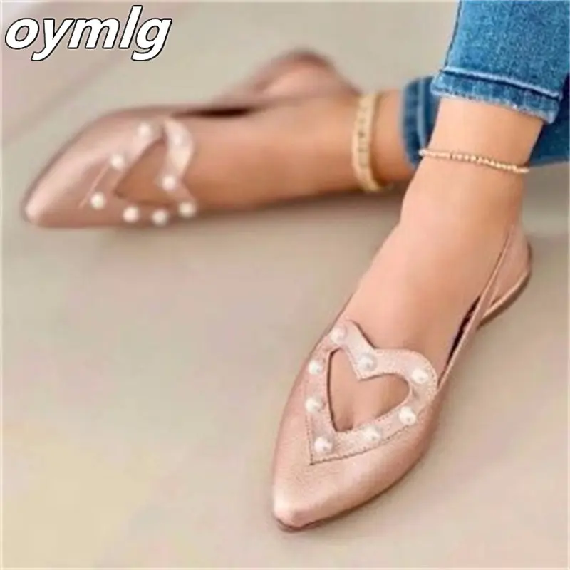 Large casual flat shoes female pointed hollow diamond beaded heart shaped sweet single shoes