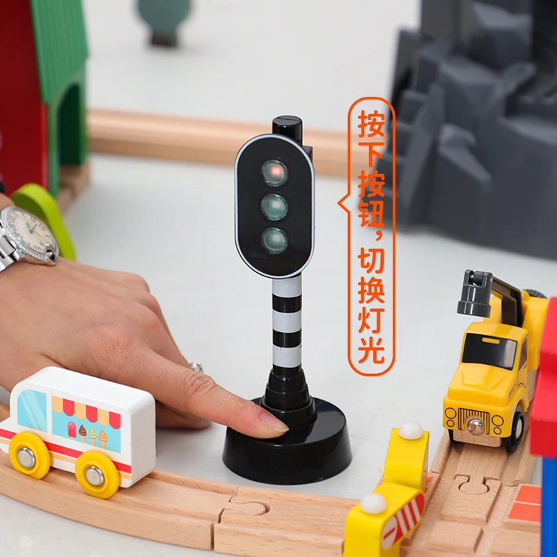 ไฟจราจรจำลองแบบใหม่ของเล่น X15-1ป้ายจราจรป้ายถนนสำหรับเด็กอนุบาลรางรถไฟขนาดเล็กอุปกรณ์เสริมรถยนต์ของเล่น