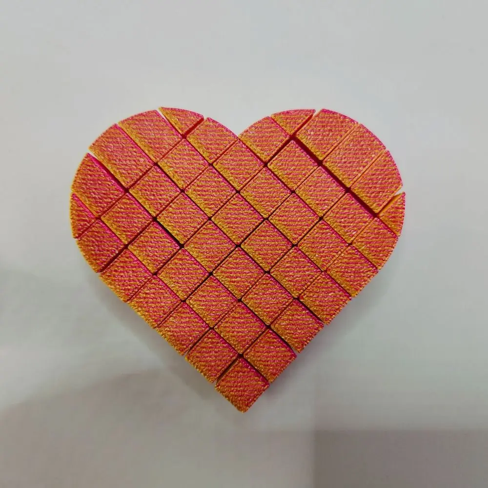

Fractal 3D Printed Pixel Heart Gifts Creativity Portable Heart Shape Sensory Toys Funny Relaxation Heart Fidget Toys Kid/ Adult