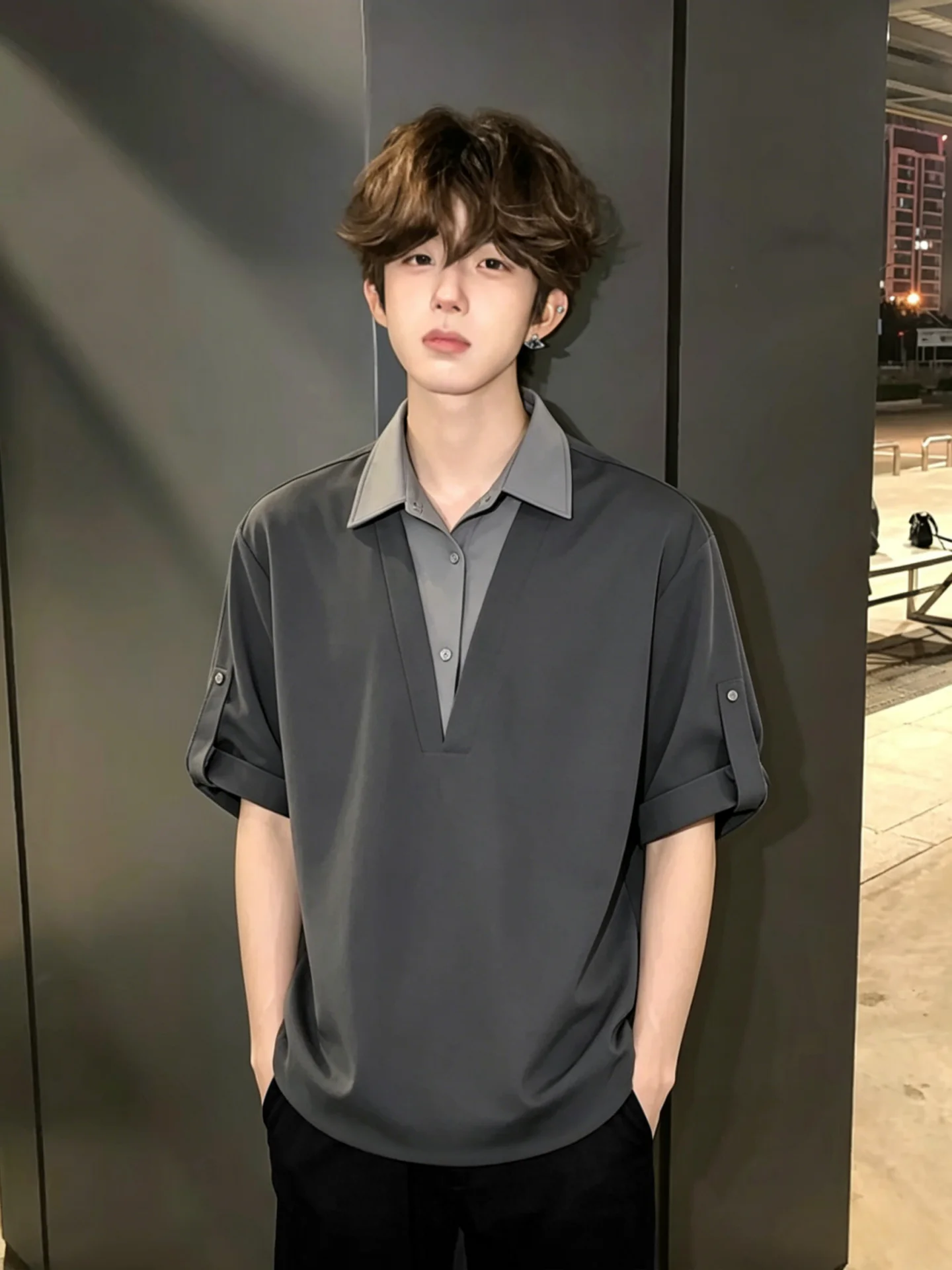 

Cleanfit Ice Silk Short Sleeve Shirt Men's Summer Casual Style Loose Fit Shirt with Cuff Option Breathable Lightweight Polyester