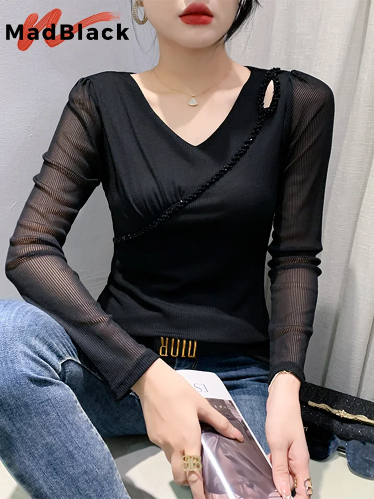 

MadBlack European Clothes Tshirt Women Sexy V Necks Beaded Hollow Out Slim Mesh Top Long Sleeve Tees Autumn Winter New T38733JM