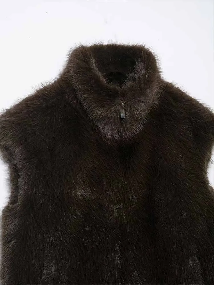 النمط الأوروبي والأمريكي الشتاء وصول جديد المألوف وبسيط تصميم الملابس النسائية عارضة سترة الفراء فو متعددة الاستخدامات