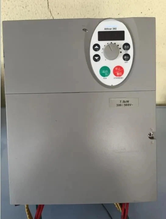 ATV302HU75N4 7.5KW 380V   inverter ,  In good working condition, free shipping   a