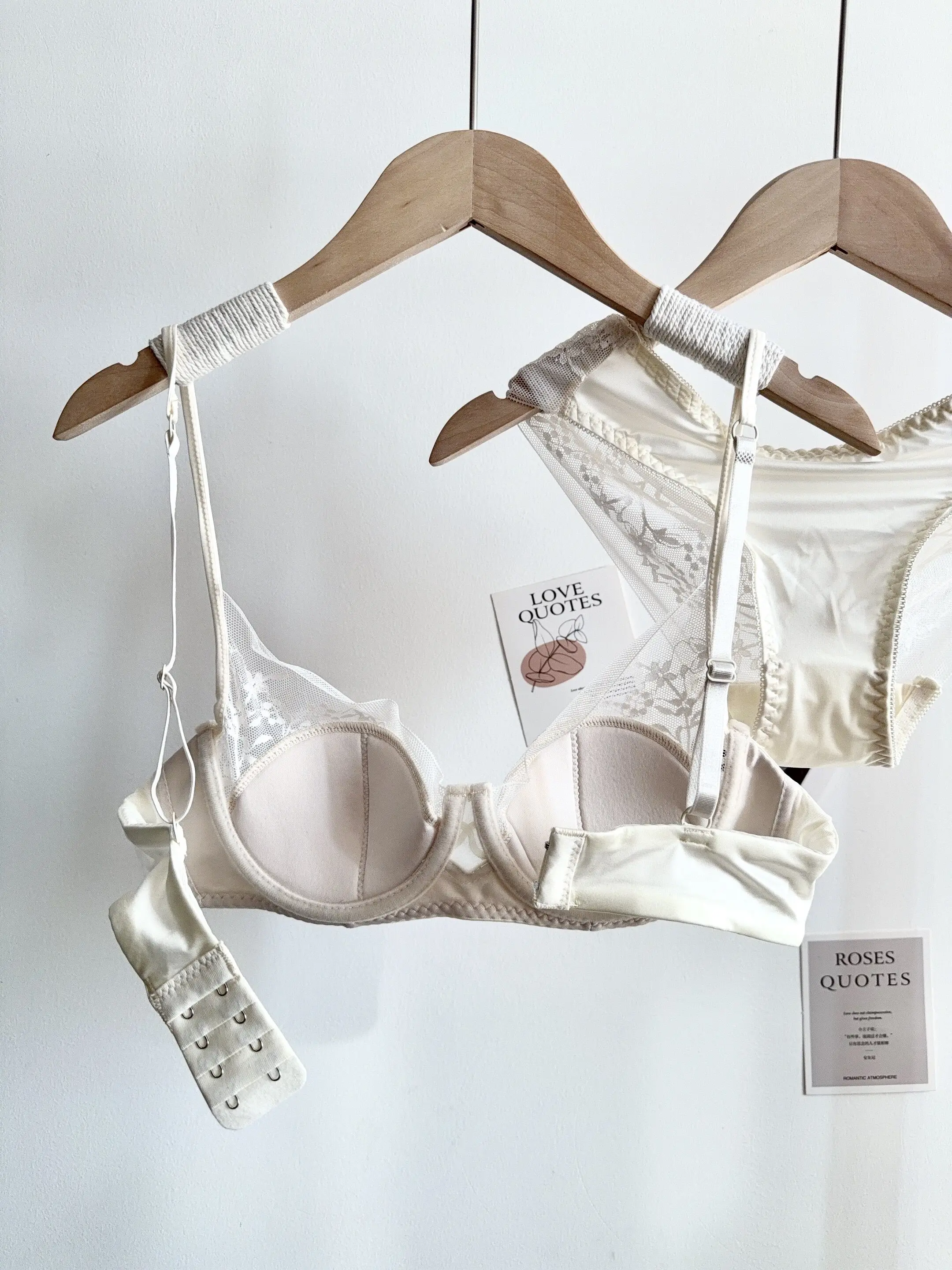 Conjunto de Lencería de Encaje Cómodo para Mujer, Sujetador con Aros Suaves, Copa Delgada, Push-Up, Transpirable, Ropa Interior para Mujeres con Busto Pequeño
