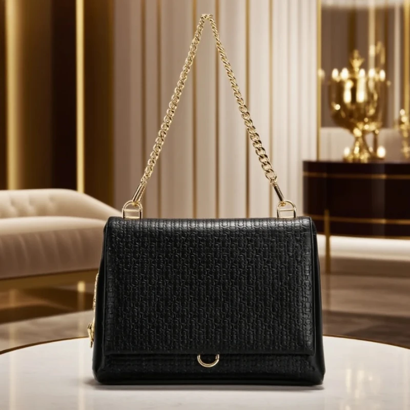 

Carolina Herrera Women's Classic Print Shoulder Bag Is Simple and Elegant Retro Style Tofu Bag Light Luxury Light Crossbody