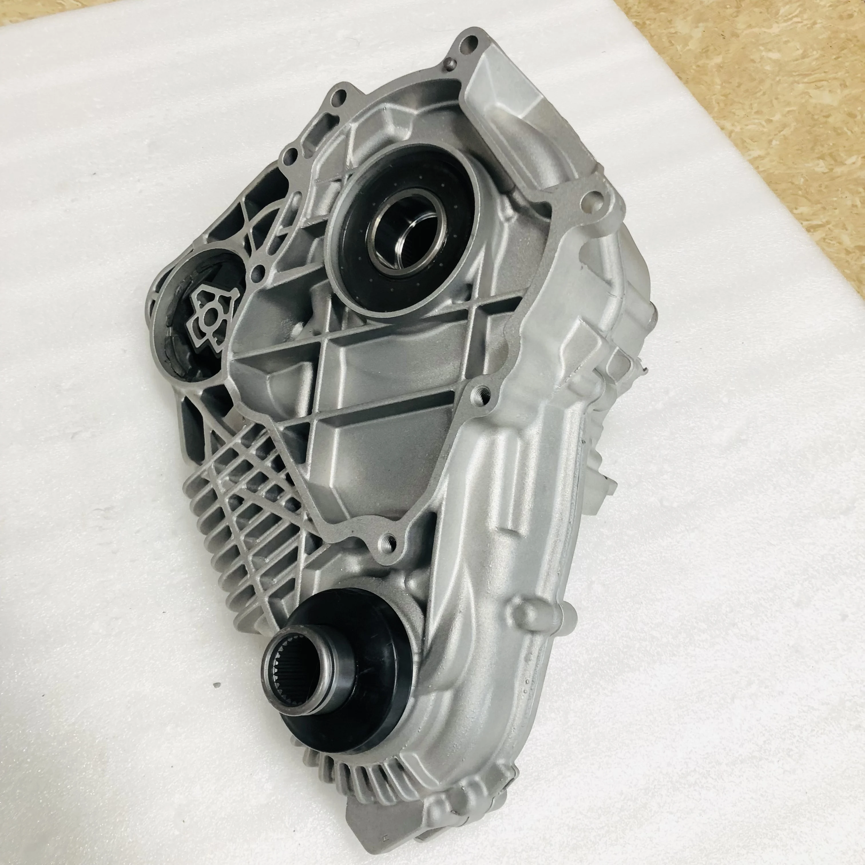 For BMW X3 X4 X5 X6 GT AWD Transfer Case Assembly ATC45L 27107643758, ATC35L Replacement