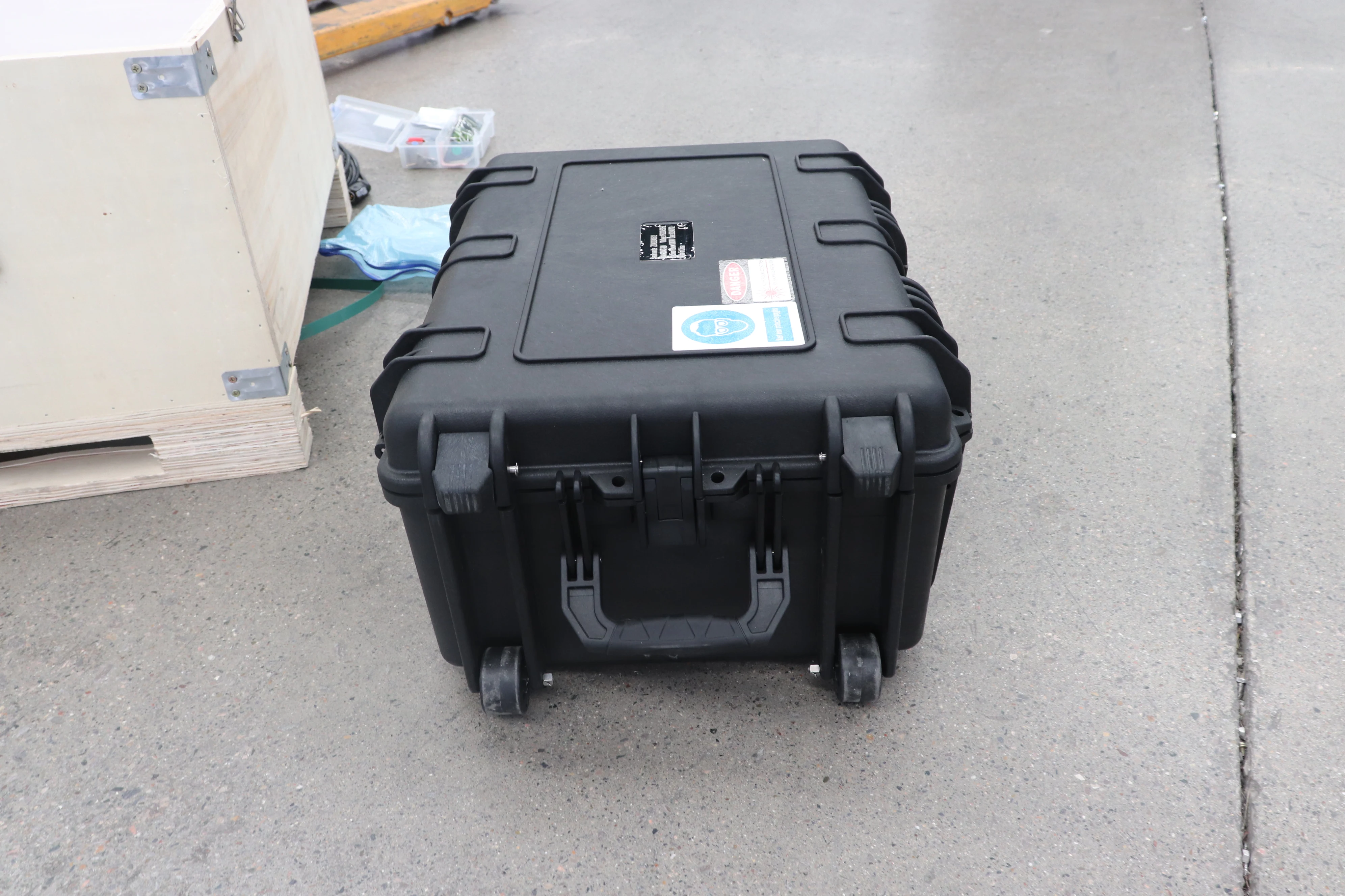 Portable Pulsed Cleaner Machine 220V 110V Handheld Rust Tool 100w JPT Pulse Backpack Wood Paint Remover