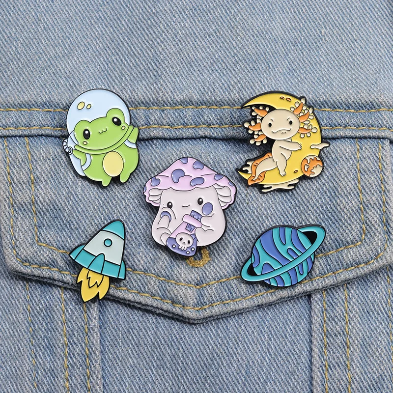 Astronaut Animal Enamel Pins Custom Frog Mushroom Salamander Rocket Planet Brooches Lapel Badges Animal Jewelry Gift for Friends