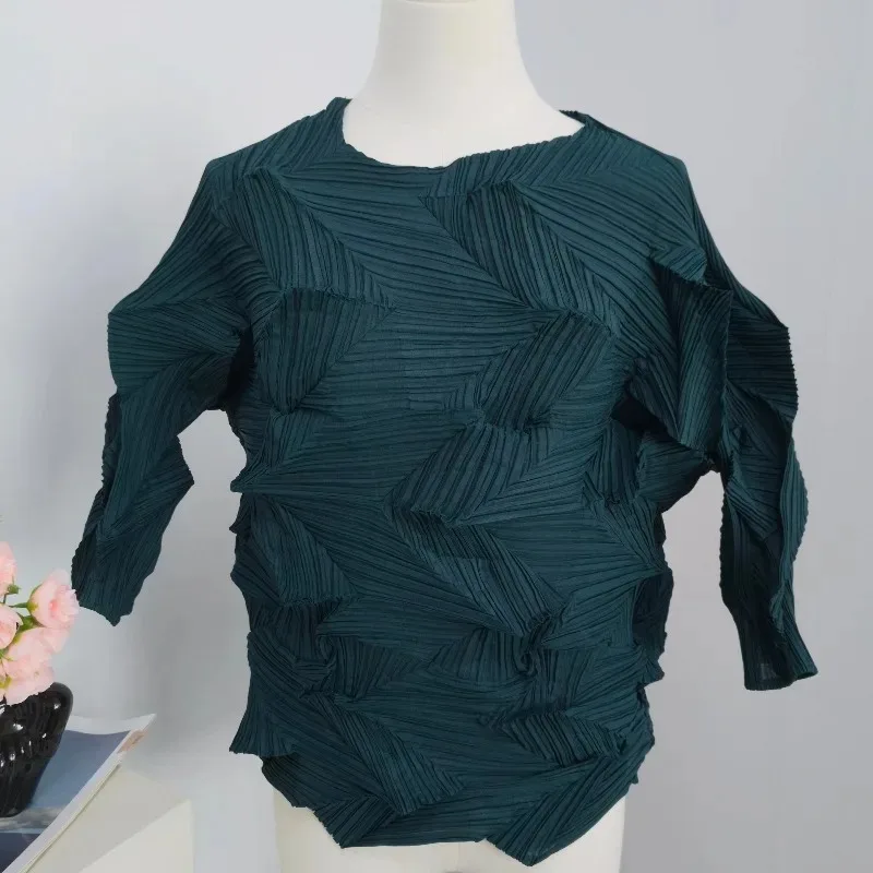 Miyake Pleated Solid T-Shirt 2026 Summer New Classic Diamond Pleats Extended Top Loose Personality Three-Quarter Sleeve T-Shirt