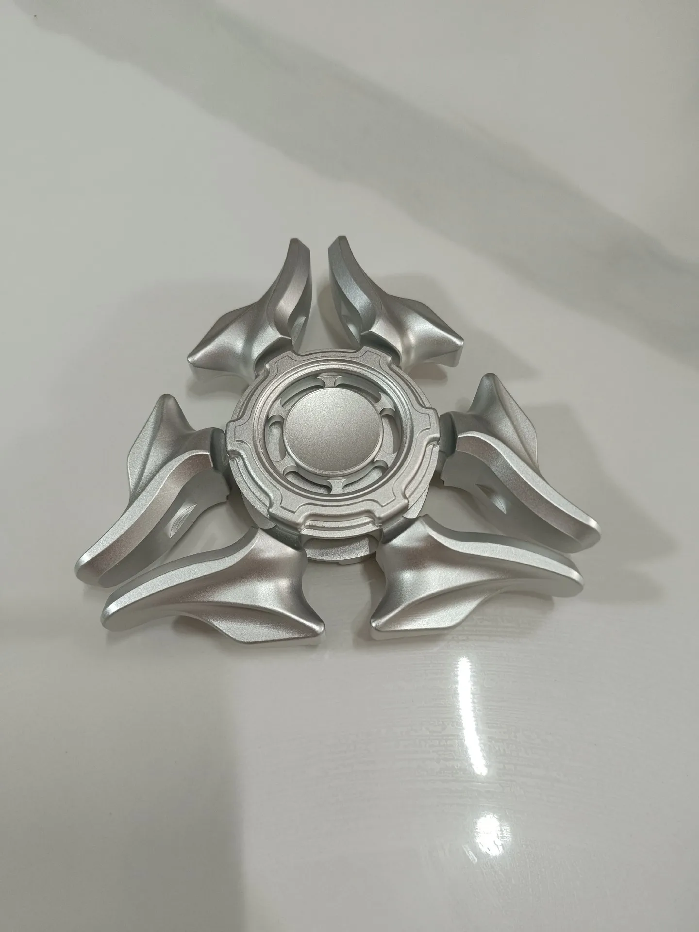 Used EDC EDC Medusa 2.0 Giant Gyro Flynova Flying Spinner