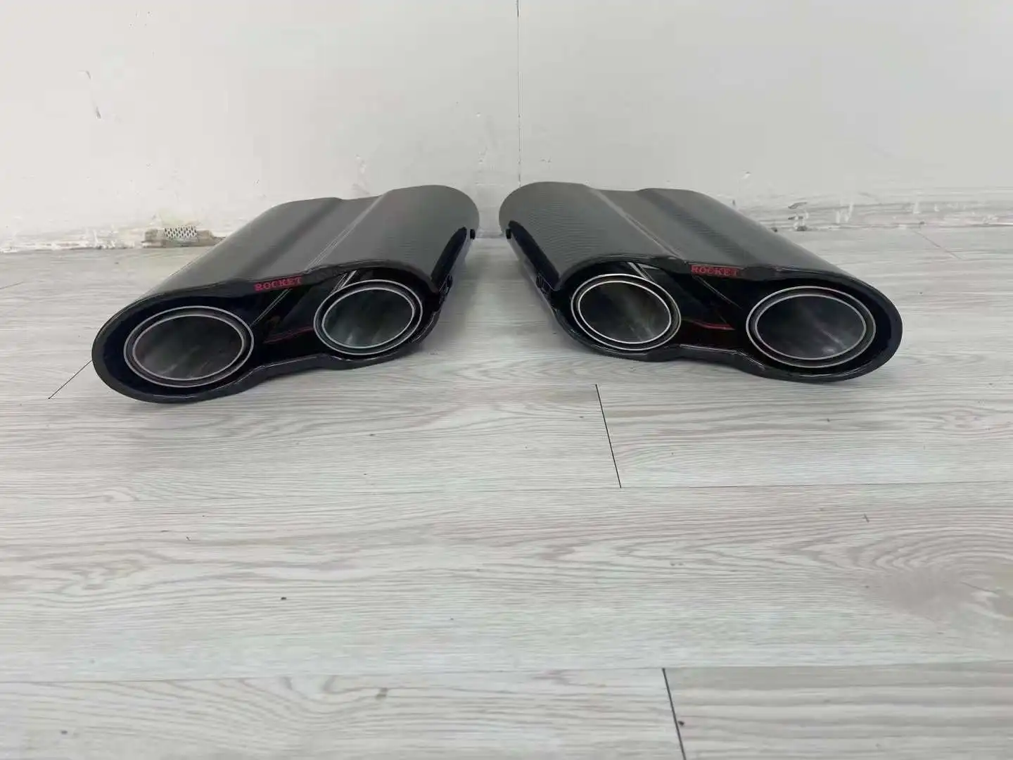 for  BTC High Quality Dry Carbon Fiber Car Exhaust For Mercedes-Benz G-Class W463 W464 Bra-bus Style Exhaust