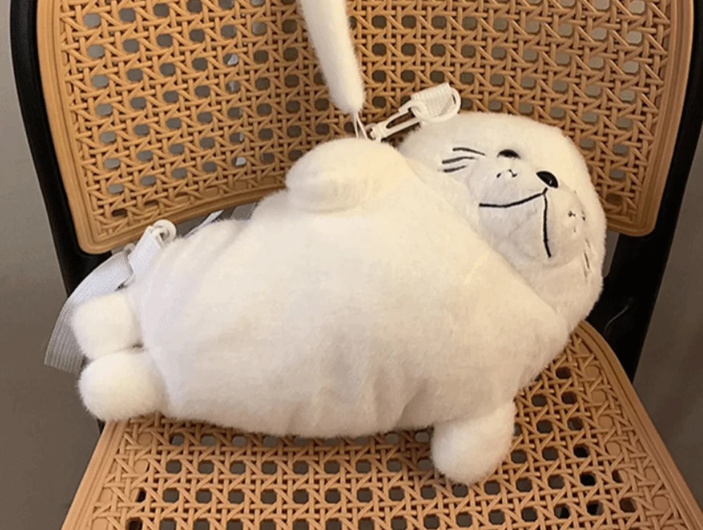 Weiche, flauschige, niedliche Seelchen-Umhängetasche, Cartoon-Handytasche mit verstellbaren Trägern, leichte Stoff-Umhängetasche, Damen-Accessoires – Detail 10