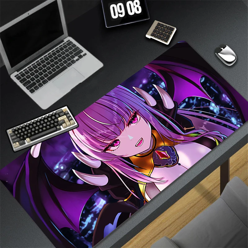 Mousepad Komputer Alas Mouse Baru Alas Keyboard Alas Mouse Hololive Mori Calliope Gamer Karpet PC Kantor Lembut Alas Meja Alas Desktop