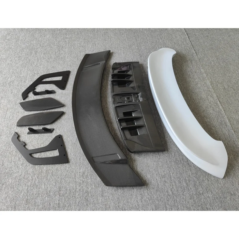 

True carbon fiber carbon fiber rear spoiler resin primer base body kit for Porsche 911 992 upgraded to GT3 style