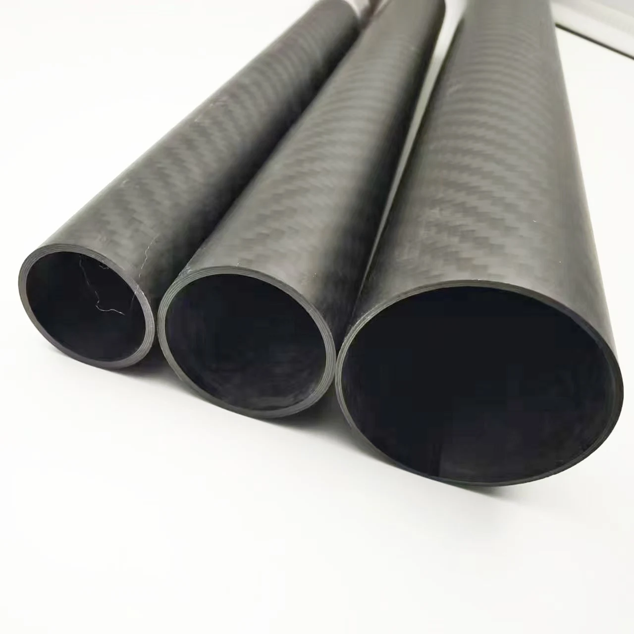 3K carbon fiber tube Twill Matte 2 pcs length 500MM OD 6-40MM wall thickness 1.5mm coil tube is used for model airplanes or kite