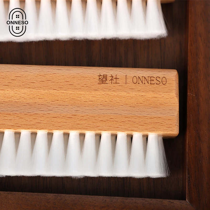 Vinyl Record Dust cleaning brush Natural Beech handle Soft bristle Anti-static Cleaner Dust Remover Accessory Record cleaning to