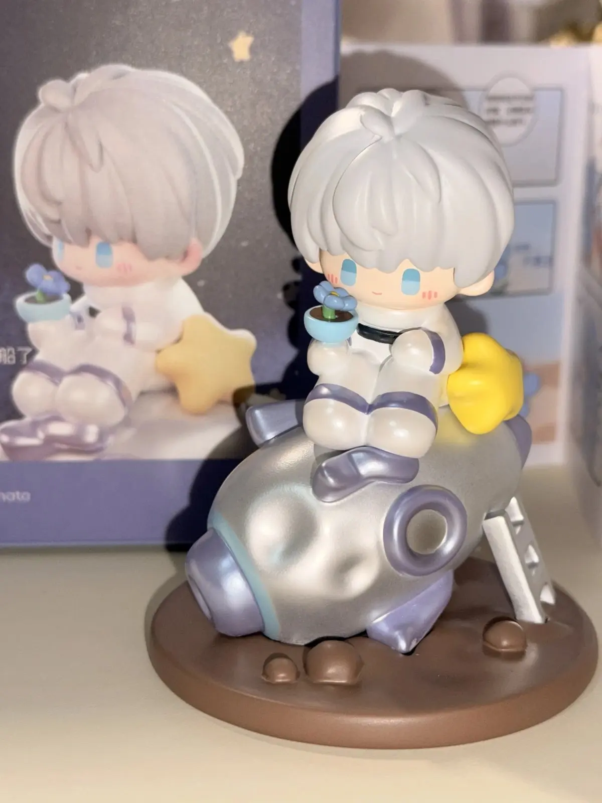

Love and deepspace - Manhang Star - Xavier cute 9.27cm PU Garage Kits desktop ornament Birthday gift