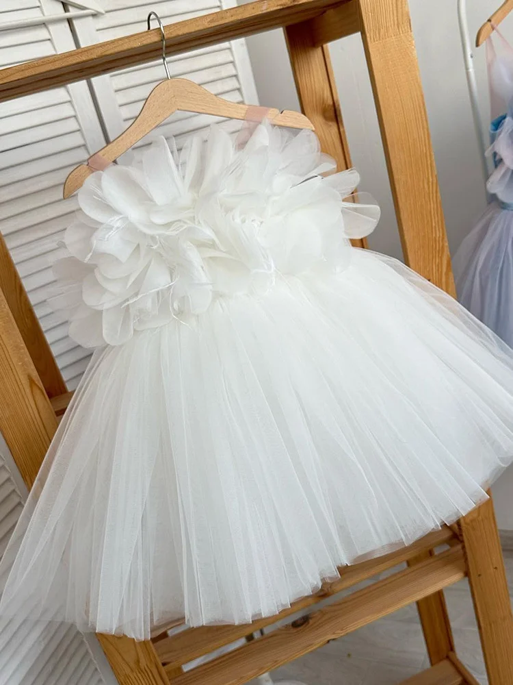 Princess Flower Girl Dress For Wedding Strapless Tulle Sleeveless With Feathers Host Performance Birthday Party Ball Gowns