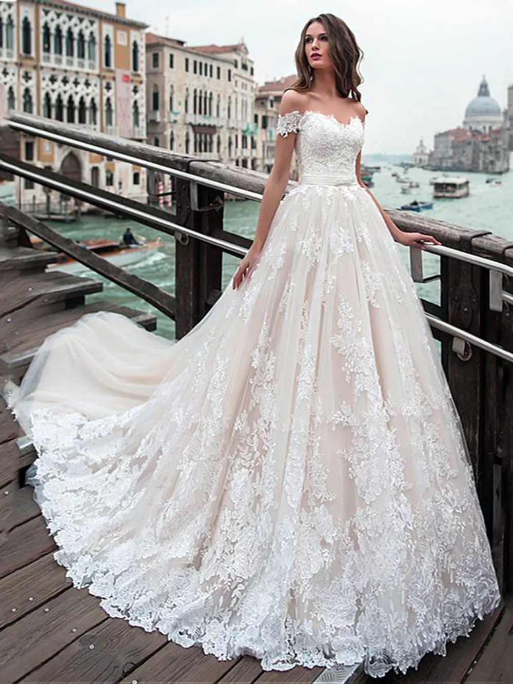 

Luxury New Look 2023 Bridal Seaside Wedding Dresses Boho Elegant Ladies Sexy One Shoulder Appliques A Collection Sweeping Train