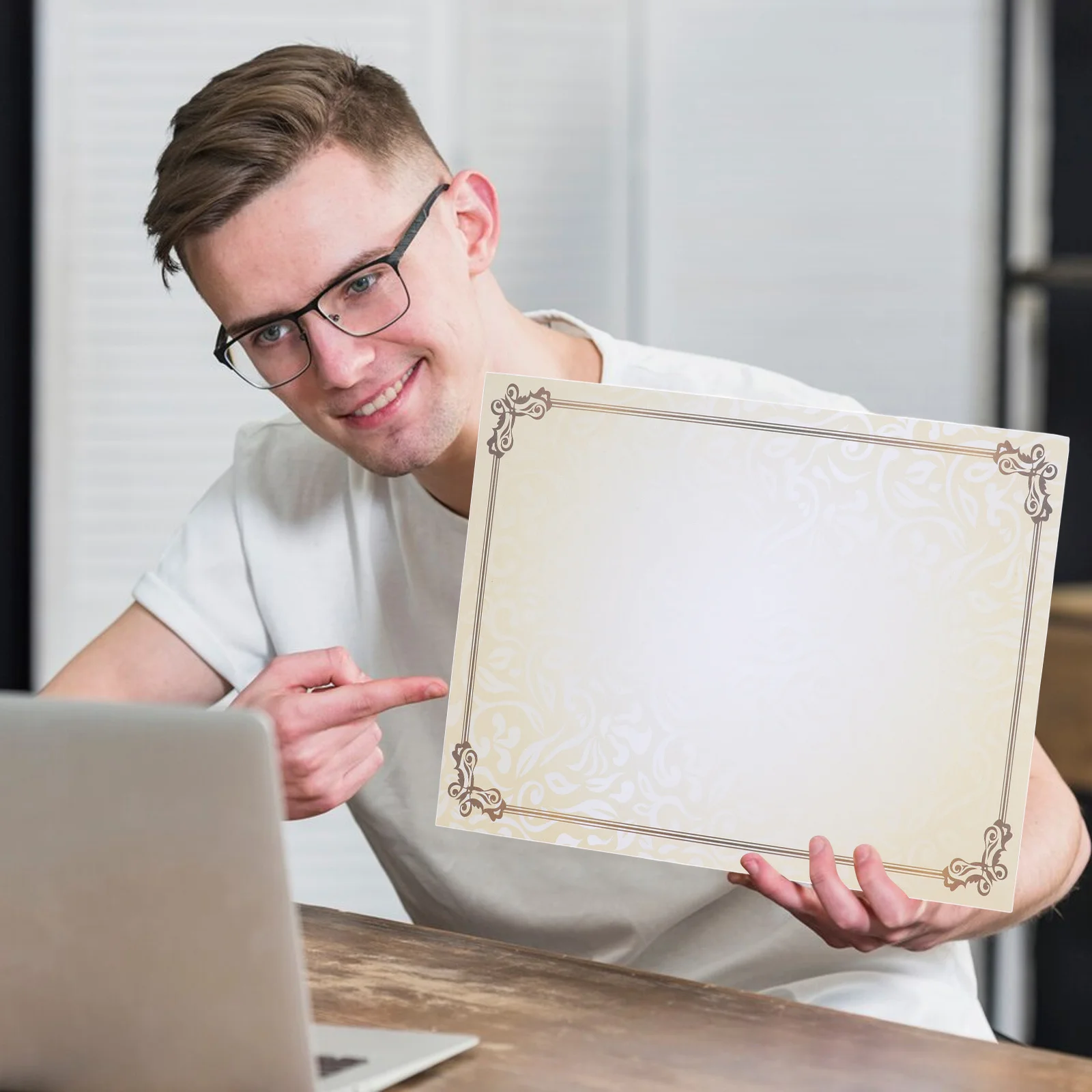 

Европейская толстая бумага премиум-класса, совместимая с печатью наградов, дипломами, деловыми документыми, записываемый пустой сертификат