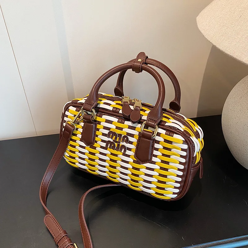 

Niche Designer Woven Tote 2025 Women's Two-Tone Shoulder Bag Adjustable Strap Vegan Leather Work to Weekend Chic