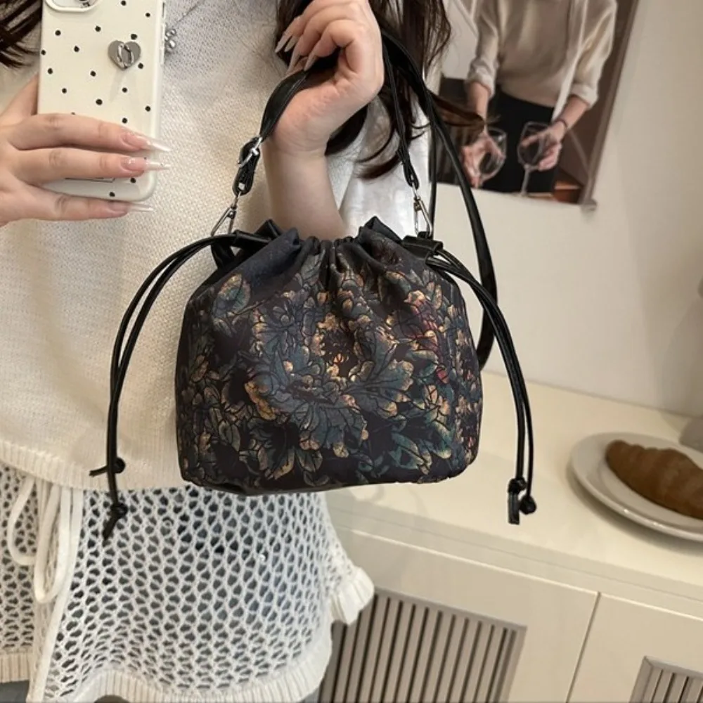

Cloth Flower Handbags Chinese Style Shoulder Bag Ethnic Style Crossbody Bag Cosmetic Bag Wallet Hanfu Drawstrings Bag Women