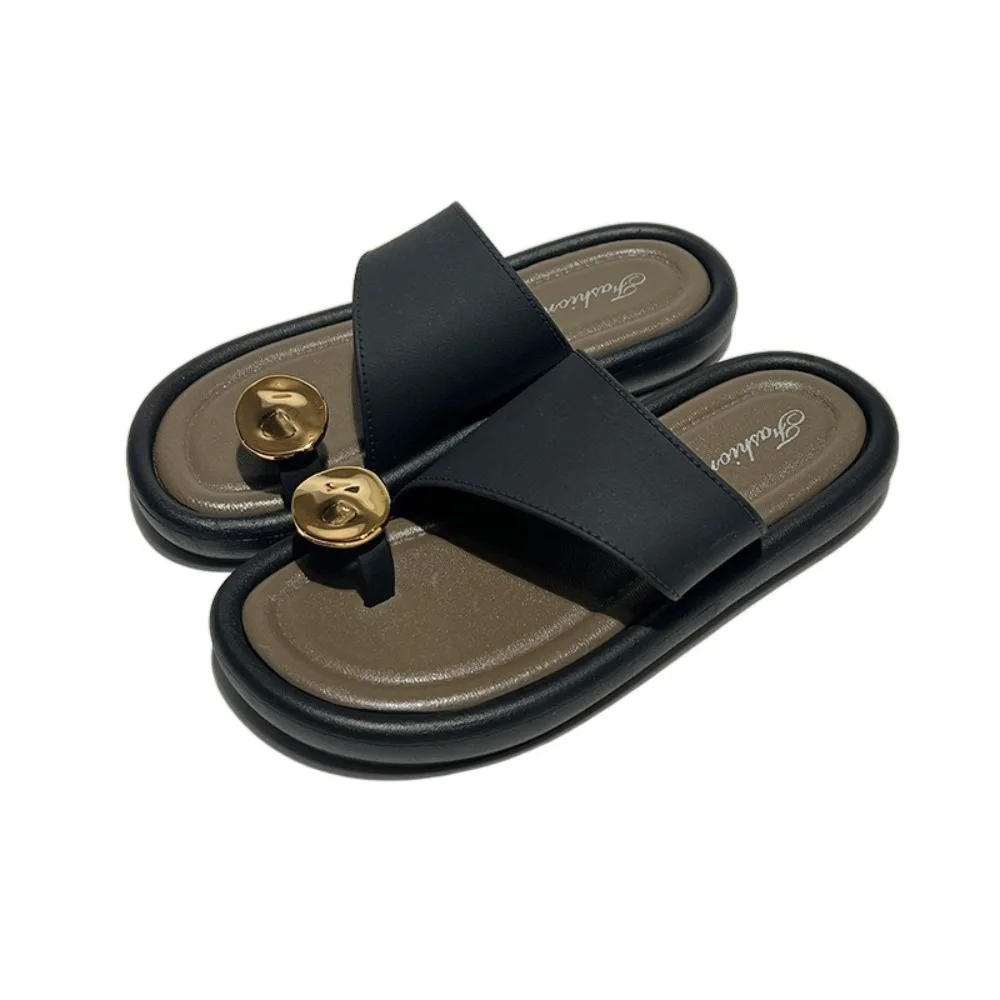 

Элегантные тапочки с носком на толстой подошве, женские нескользящие шлепанцы из ПВХ, сандалии из искусственной кожи, пляжная обувь, тапочки на плоской подошве для девочек