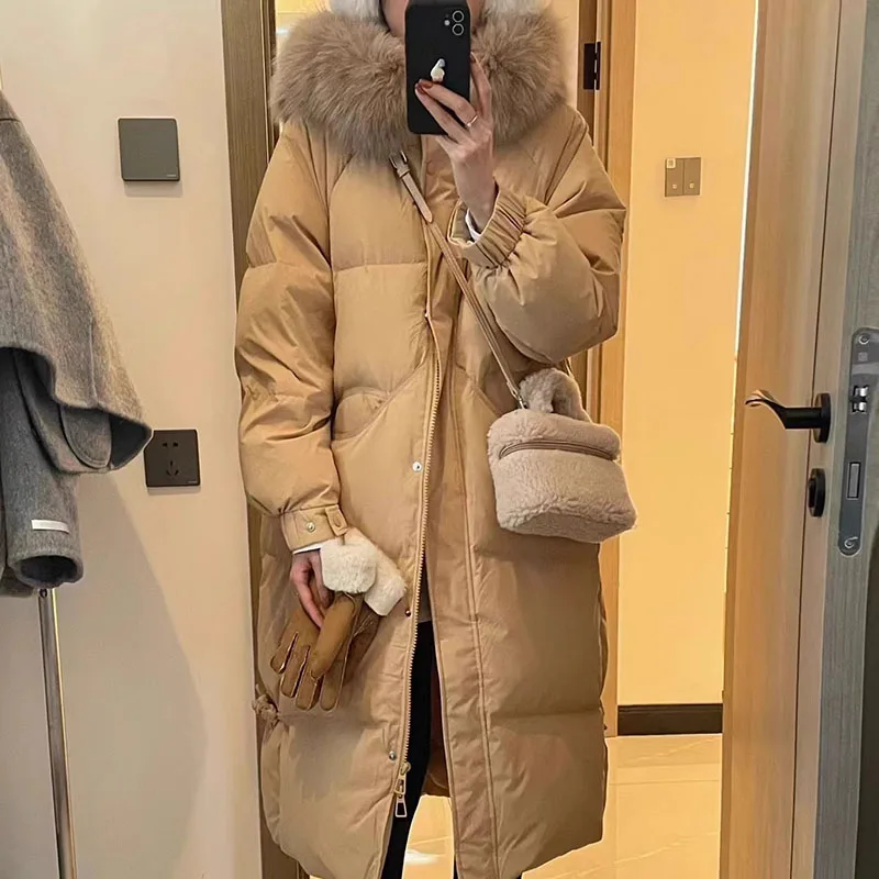 Piumino Parker da donna 2025 Nuovo inverno caldo con cappuccio spesso piumino d'anatra bianco moda grande collo di pelliccia piumino da donna H447