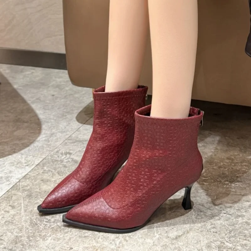 

Новинка осени 202, голые ботинки на шпильке с острым носком, женские универсальные темпераментные короткие сапоги с боковой тягой
