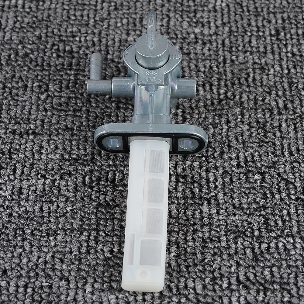 

Fuel Petcock Valve Switch For Suzuki 44300-22072 44300-22076 44300-22073 GN125 GN250 GN250E GNX25 E TS100 HONCHO