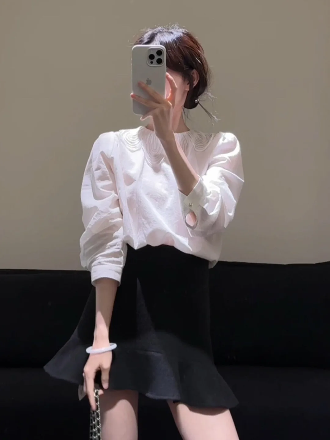 

White Ruffle Collar Bubble Sve irt Women's Spring High-End Lightweight Loose irt Faionable Youthful Top