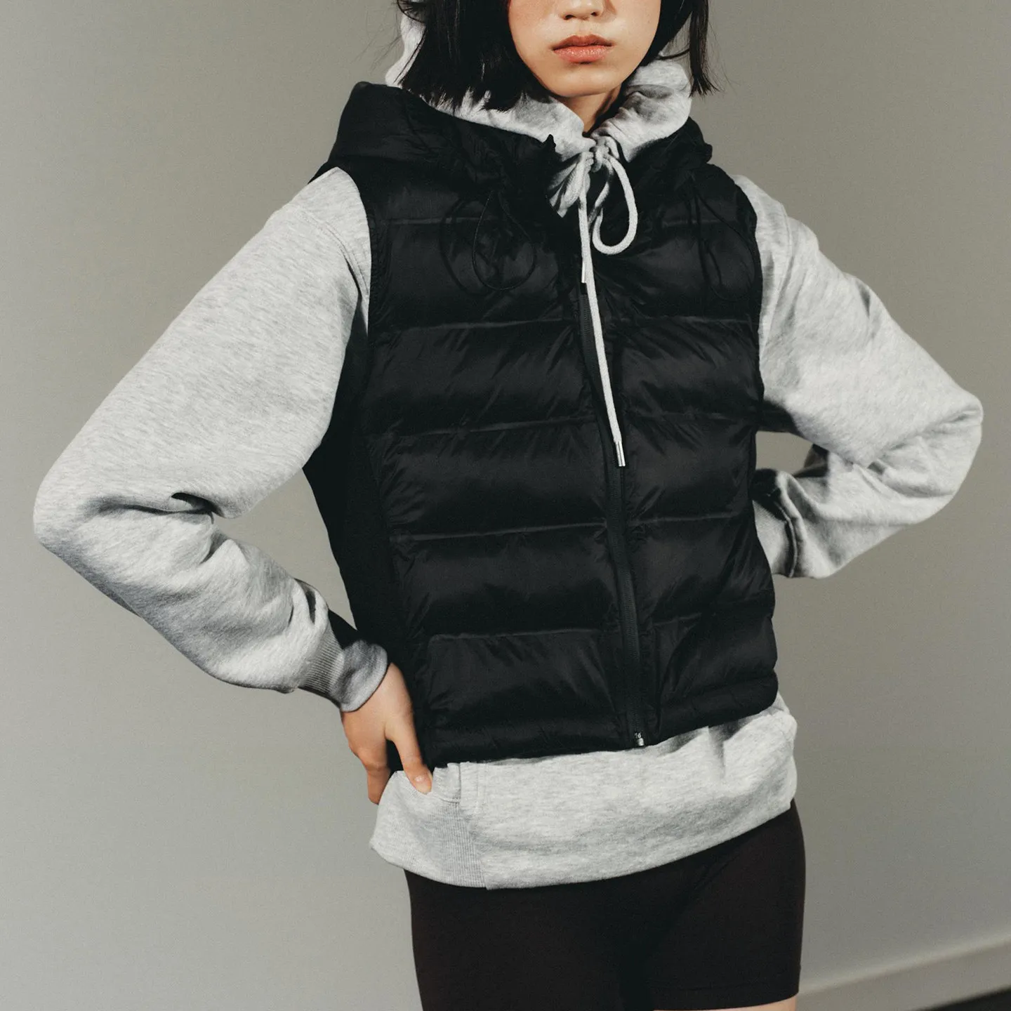 Women's Fashionable Casual Hooded Color Block Vest 2026 Summer New Arrival Versatile Elegant Style Short Outerwear