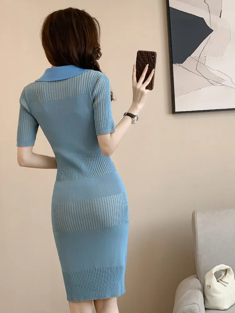 CHUJIE الأزرق الخامس الرقبة فستان حريري الجليد التخسيس التفاف فستان بسط Bodycon الصيف فستان كاجوال SS25 مع جيوب