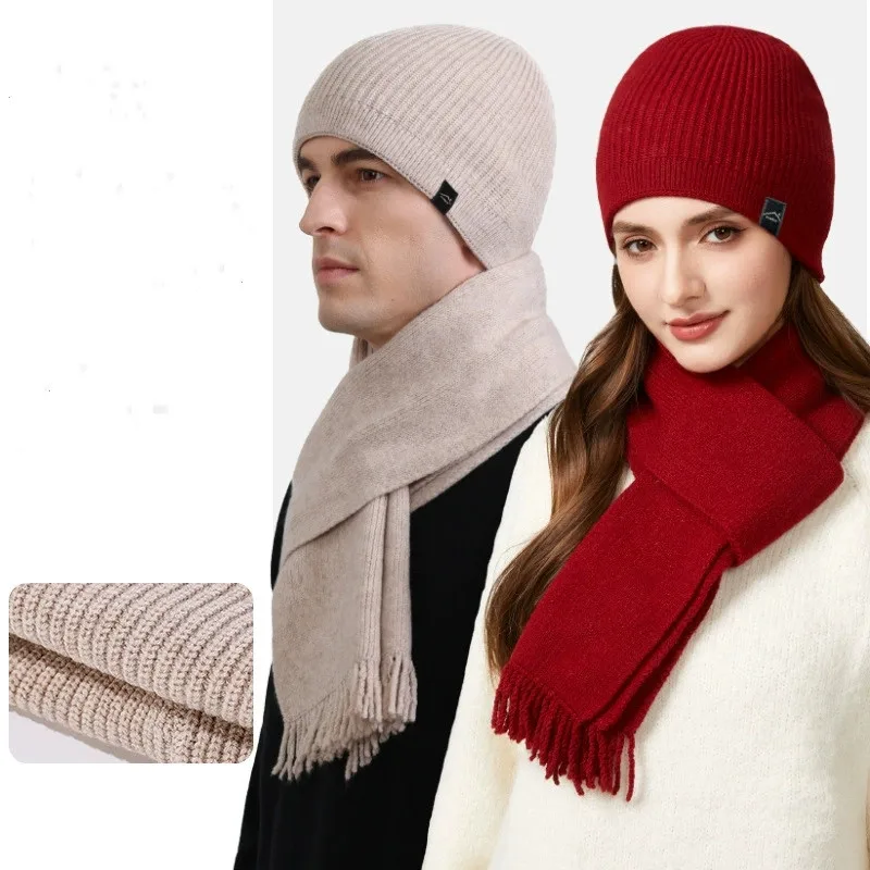 Set cappello caldo unisex e sciarpa per il collo per protezione dal freddo all'aperto Berretto di lana lavorato a maglia con copriorecchie per uomo e donna