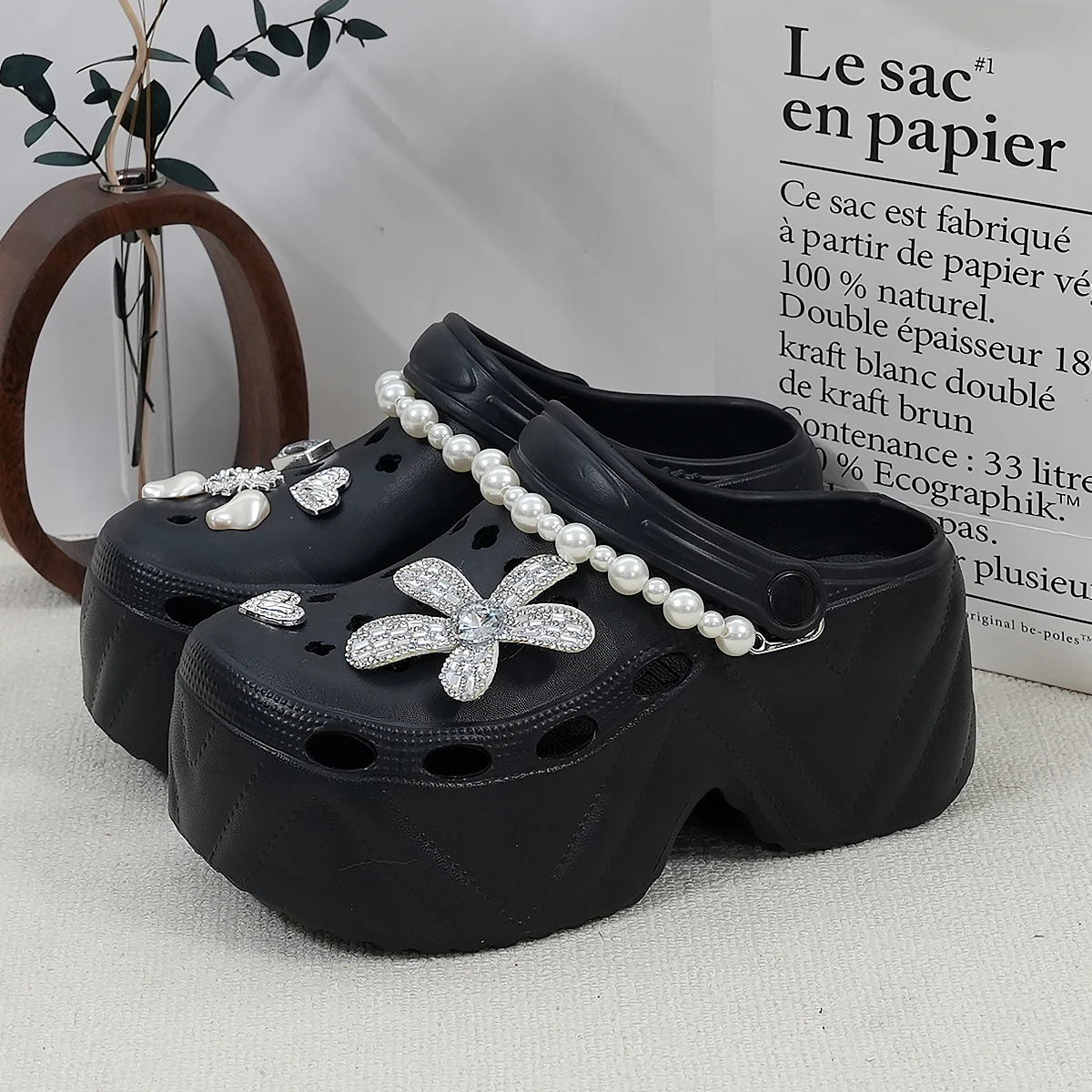 

Летние новые модные сабо из ЭВА с жемчужной цепочкой и кристаллами в виде цветов для женщин, повседневные уличные шлепанцы, нескользящие сандалии на толстой подошве с эффектом увеличения роста, закрытый носок, модель 8809