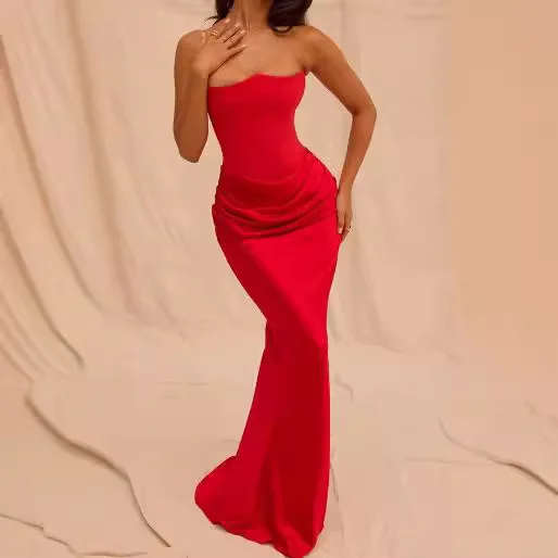 XY23566 صيف جديد الخصر مقصوص Bodycon طويل الساتان صديرية دائرية مطوي المرقعة فستان المرأة الموضة