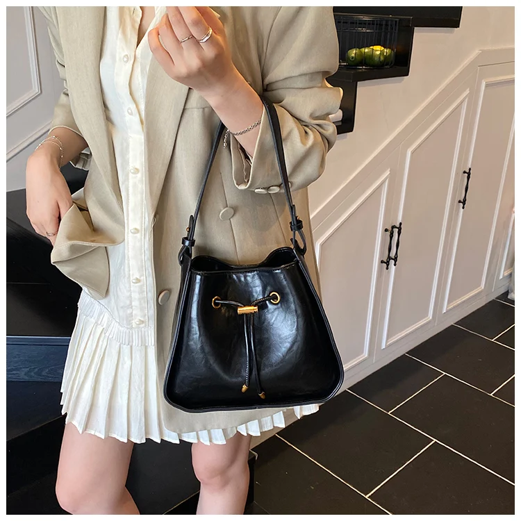 

Luxury Fine Crafted Diaper Bag with Meticulous Workmanship Ensures Long Service Life and Constant Luxury Texture