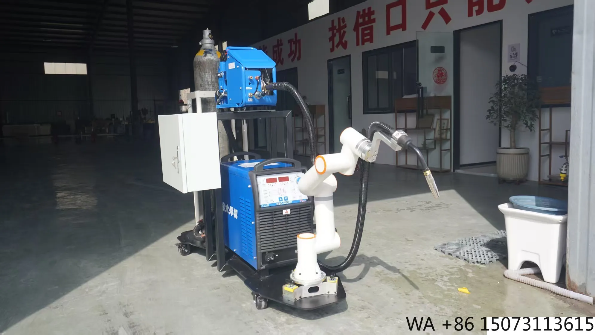 الروبوتات التعاونية الفعالة - وظيفة اللحام كوبوتات صناعية #3