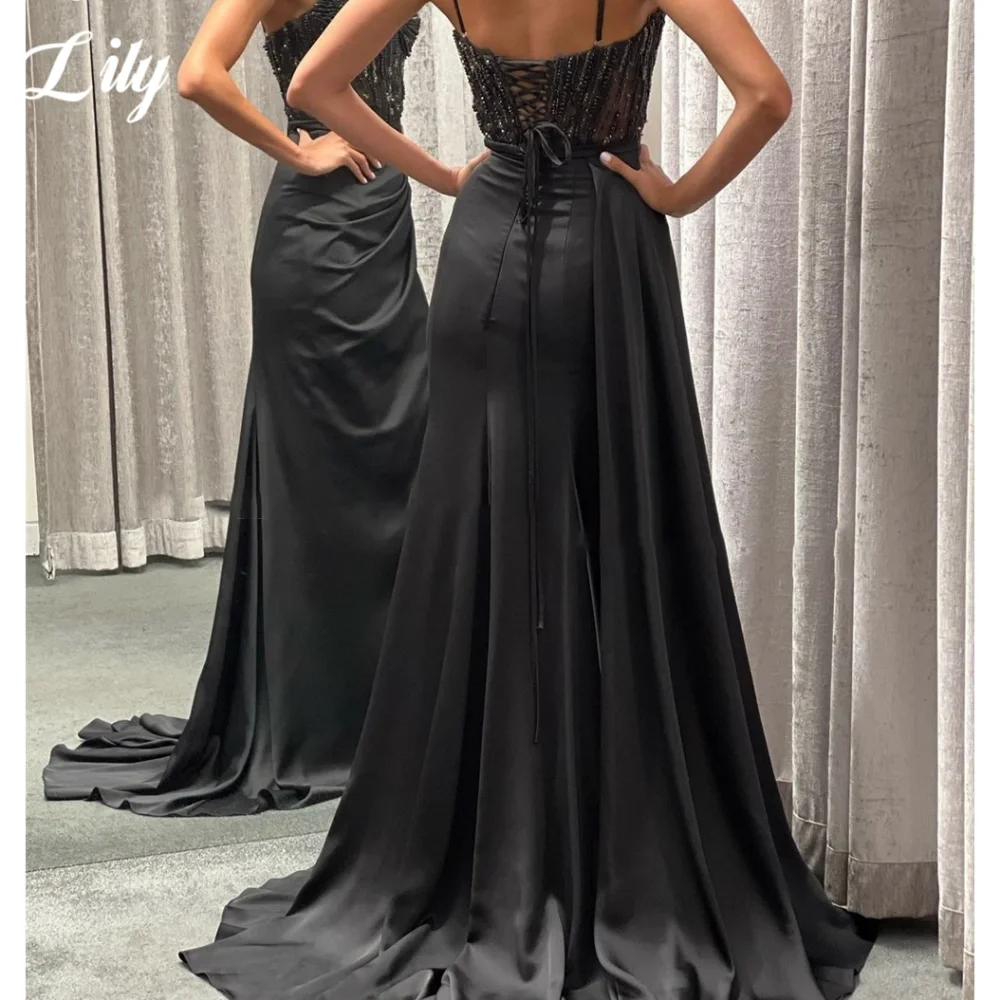 Lily Black Shining Spaghetti Strap Prom Dresses Sweetheart Beads Evening Gown with Back Strap Satin Side Split Ball Gown 프롬 드레스