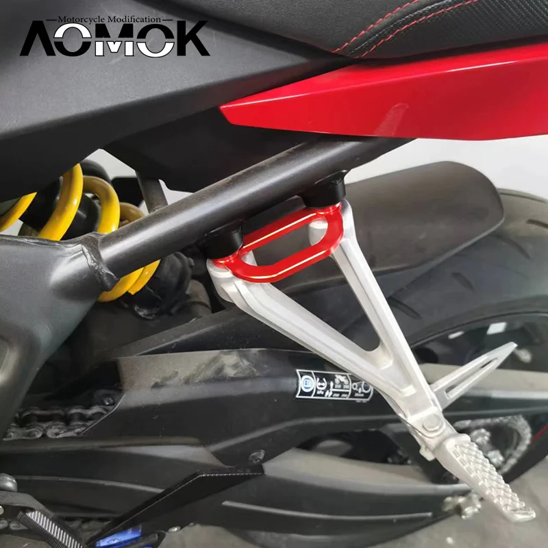 For CB650R CBR650R 2019 2020 2021 2022 2023 2024 Motorcycle Rear Footrest Pedal Remove Hole Foot Decorative Cover cb650r cbr650r