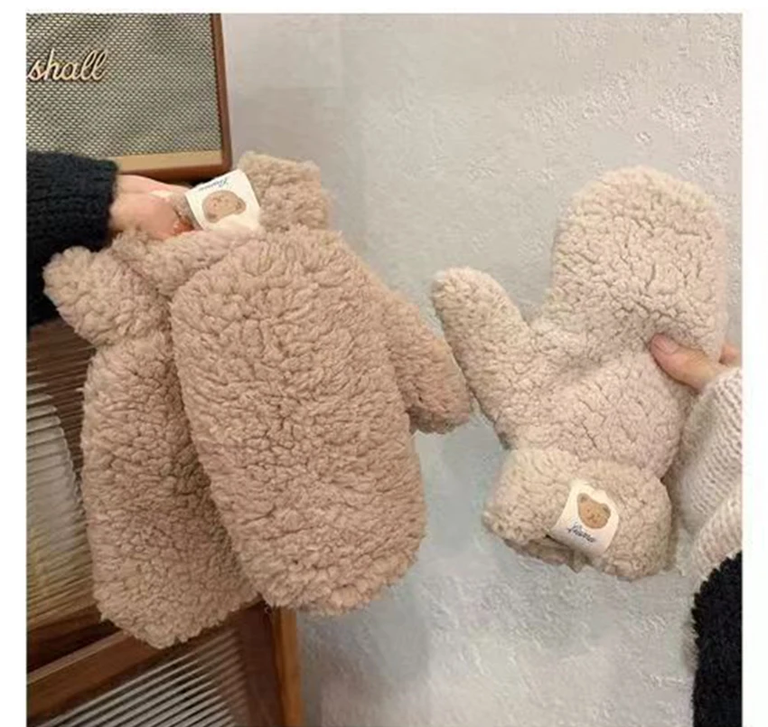 Cute Bear Soft Plush Gloves para mulheres, quente, engrossar, sem dedos, luvas, ao ar livre, guardas de mão, meninas, presentes de Natal, inverno